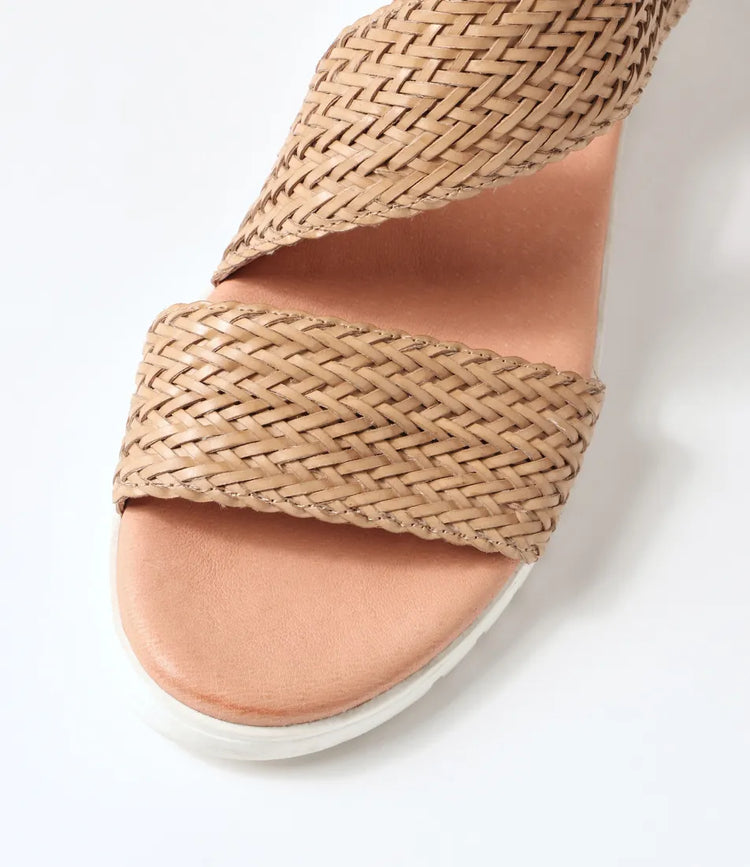 Ide | Biscuit Weave Leather