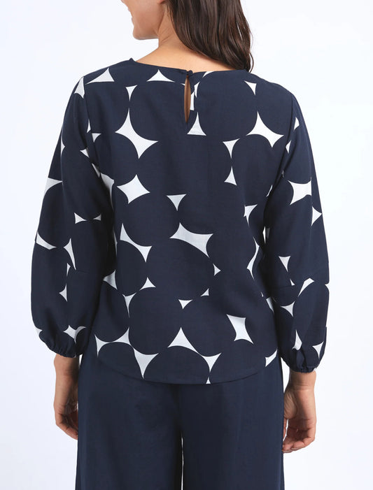 Demi Spot Top | Navy