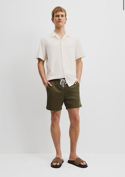 Lightweight Cotton Drawcord 6'' Short | Moss Green