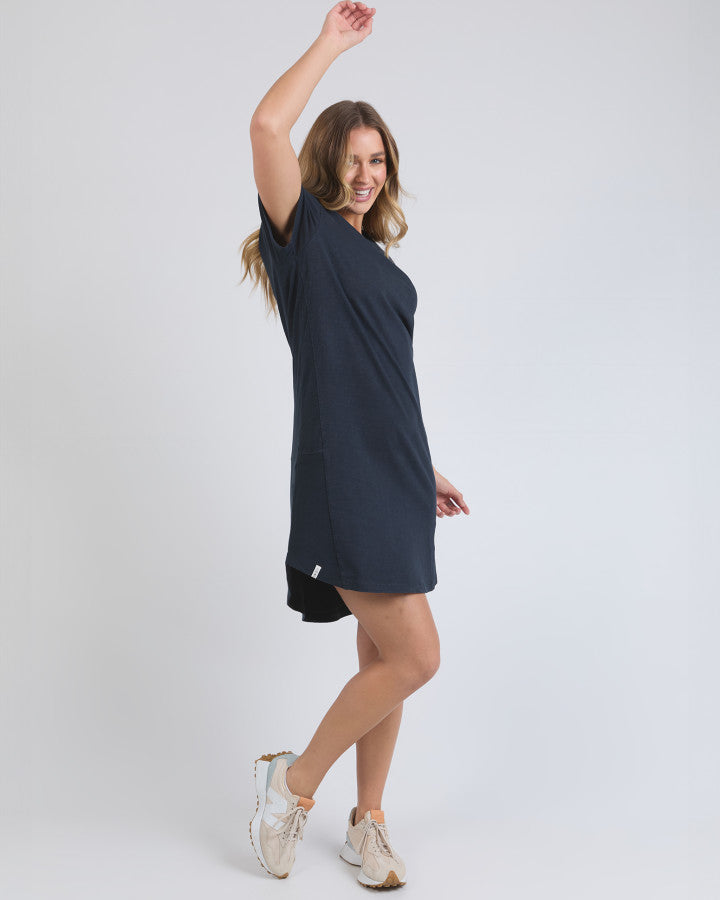 Easy Livin Dress | Navy