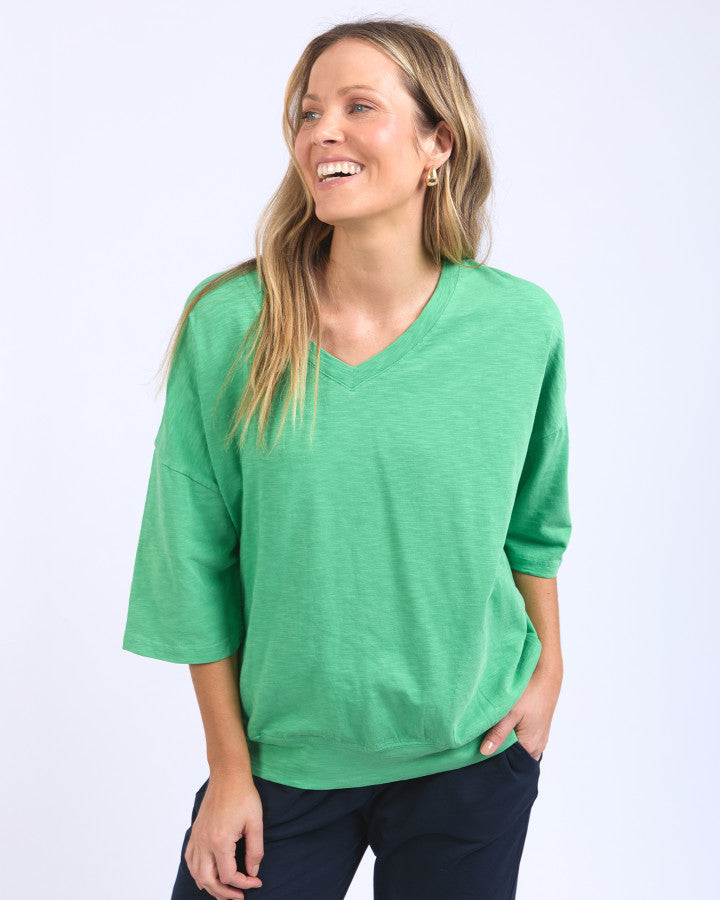 Mazie Vee Neck | Green