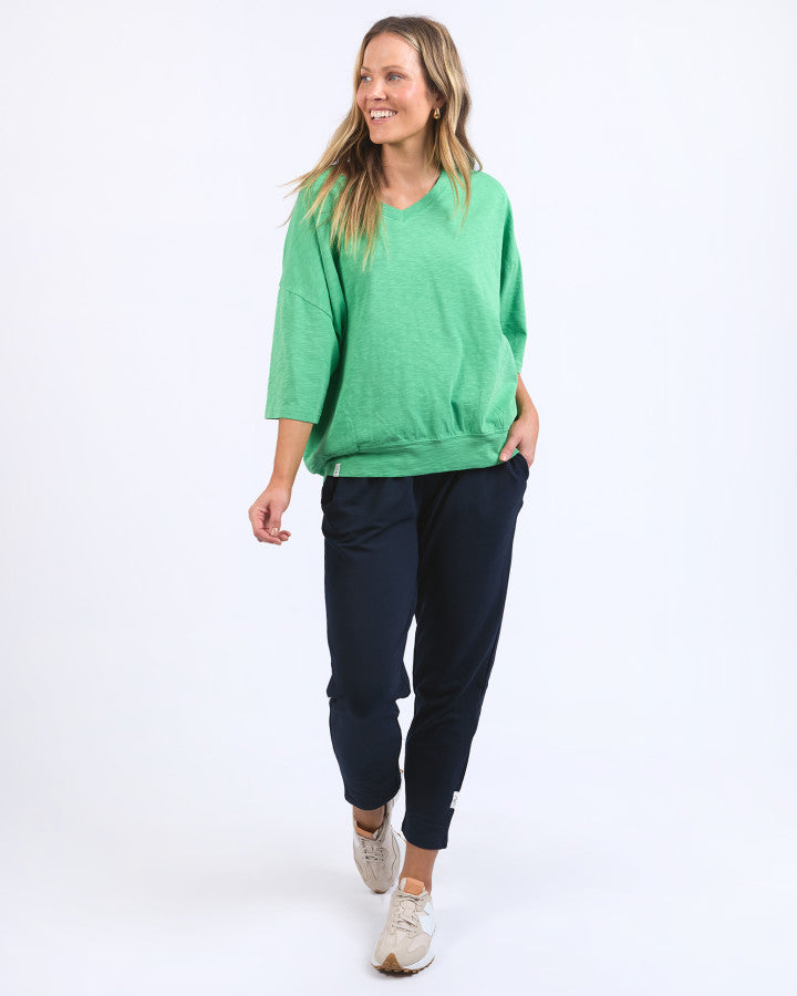 Mazie Vee Neck | Green