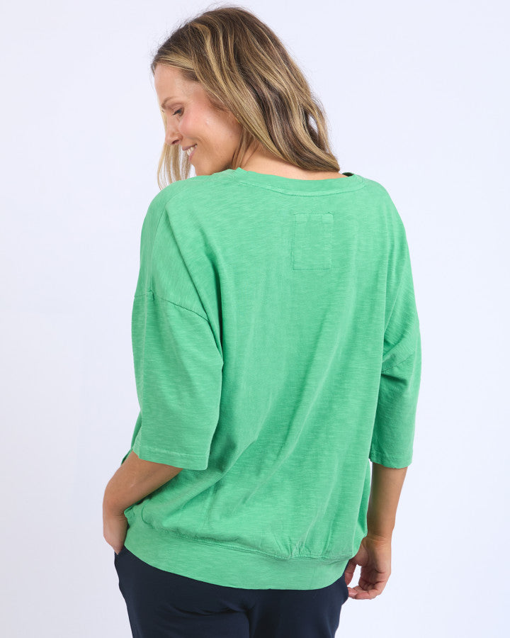 Mazie Vee Neck | Green