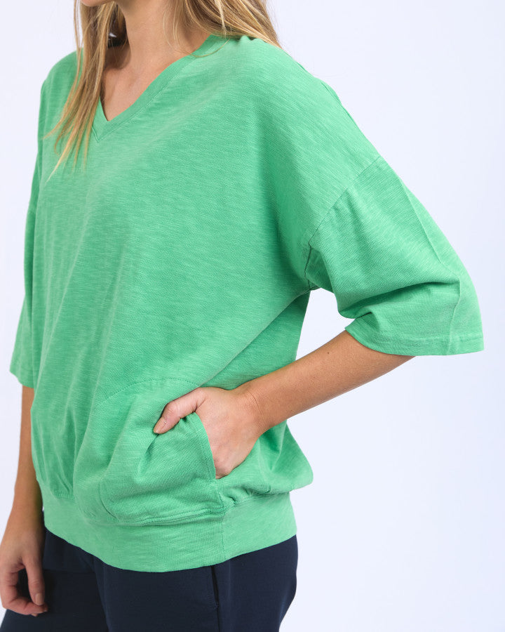 Mazie Vee Neck | Green